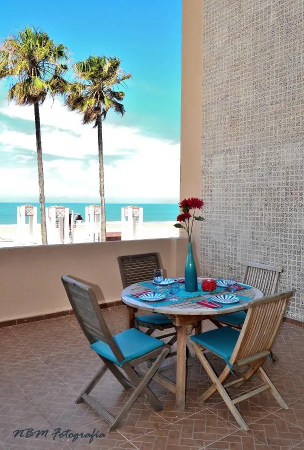 Amazing Frontal Beach Apartment #Traveller'S Awards2023 Cadix 0*,